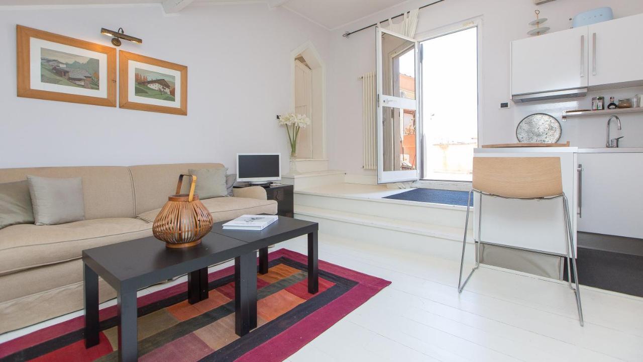 רומא Bovari Apartment מראה חיצוני תמונה