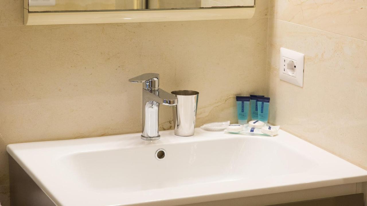 רומא Bovari Apartment מראה חיצוני תמונה
