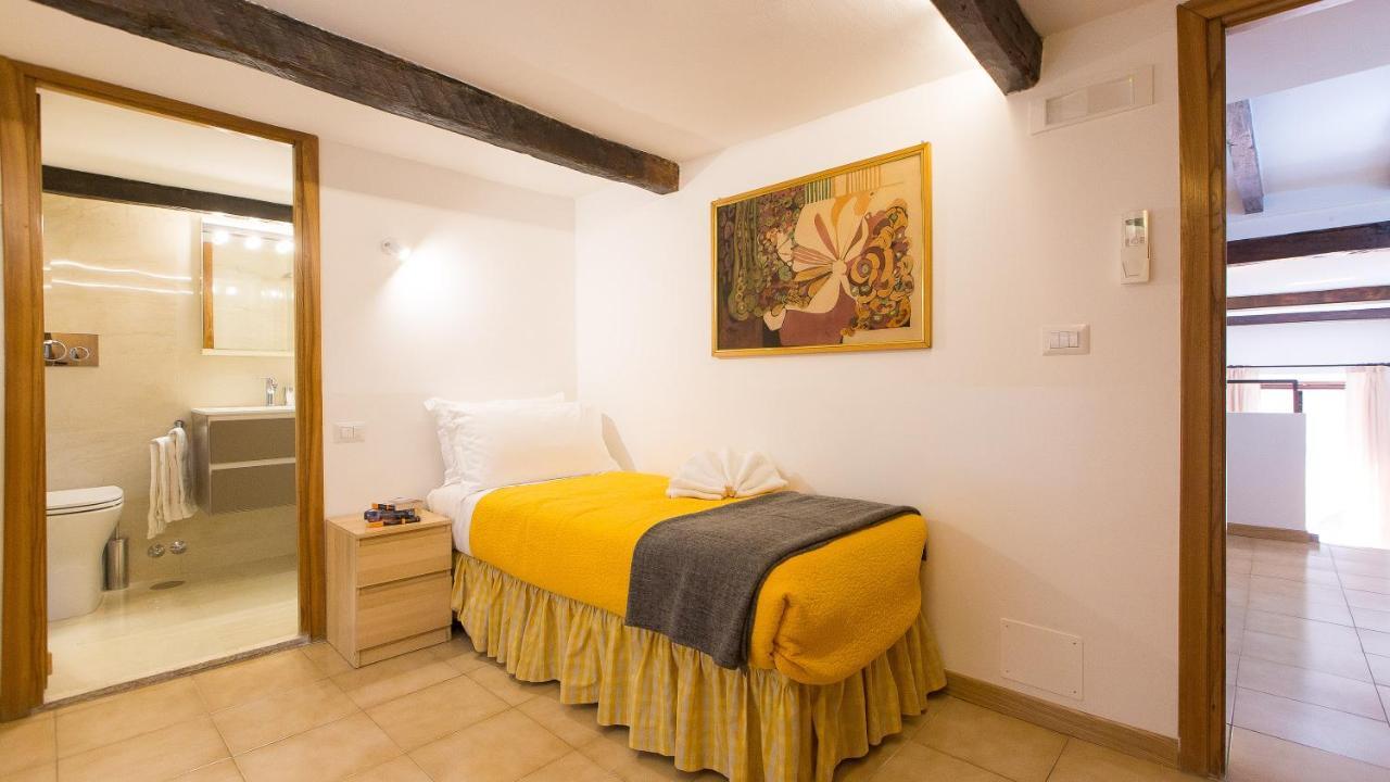 רומא Bovari Apartment מראה חיצוני תמונה